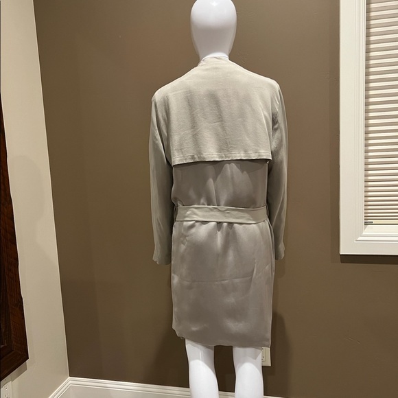 Jacket - Picture 2 of 5